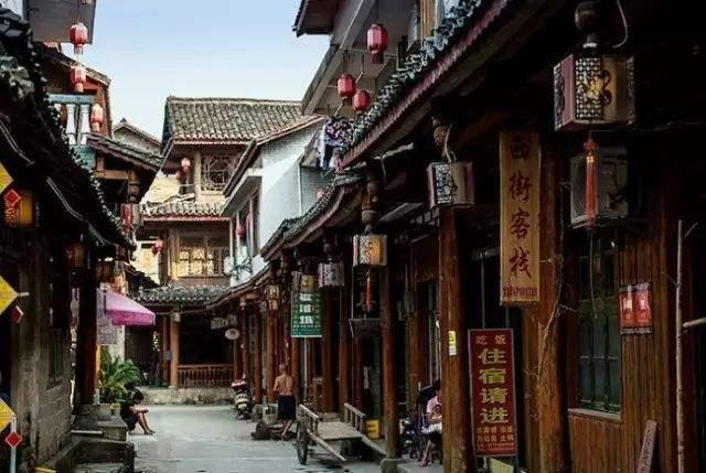 探索山东潍坊!18块标准足球场,中超复赛鲁能有望成东道主世界,发现红迪网平台上的无限乐趣!